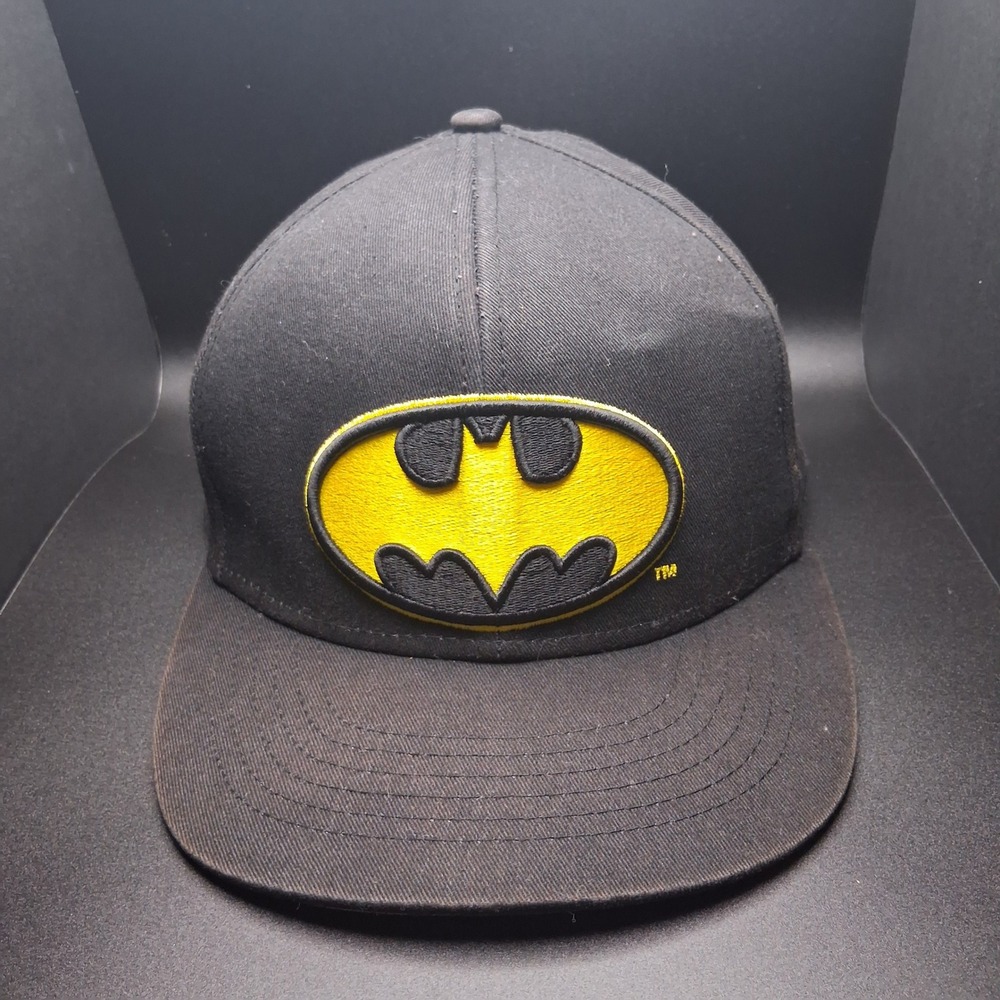 DC Comics Batman Kids Snapback Hat Black Yellow Embroidered Baseball Cap